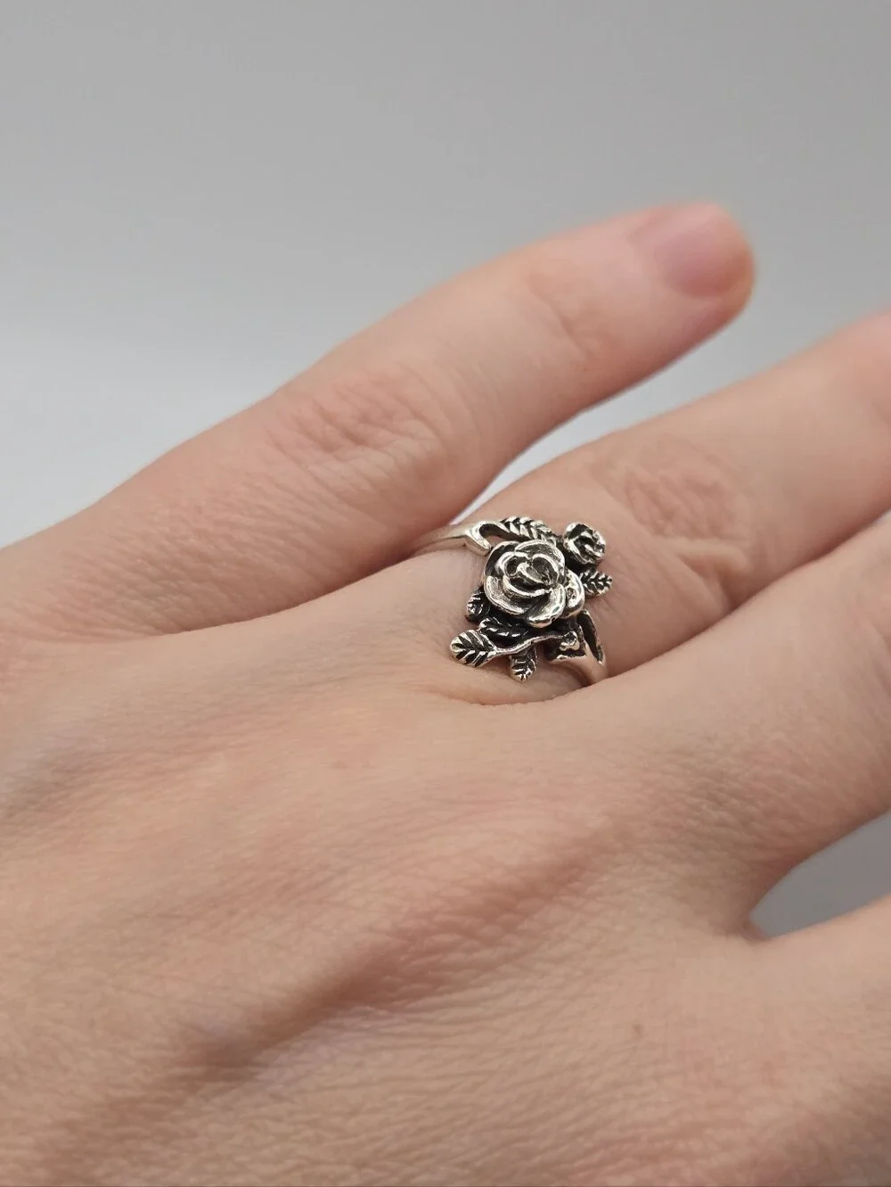 Sterling Silver Ring Grunge Rose Roses size 6 Fairy Boho Dainty Delicate 925